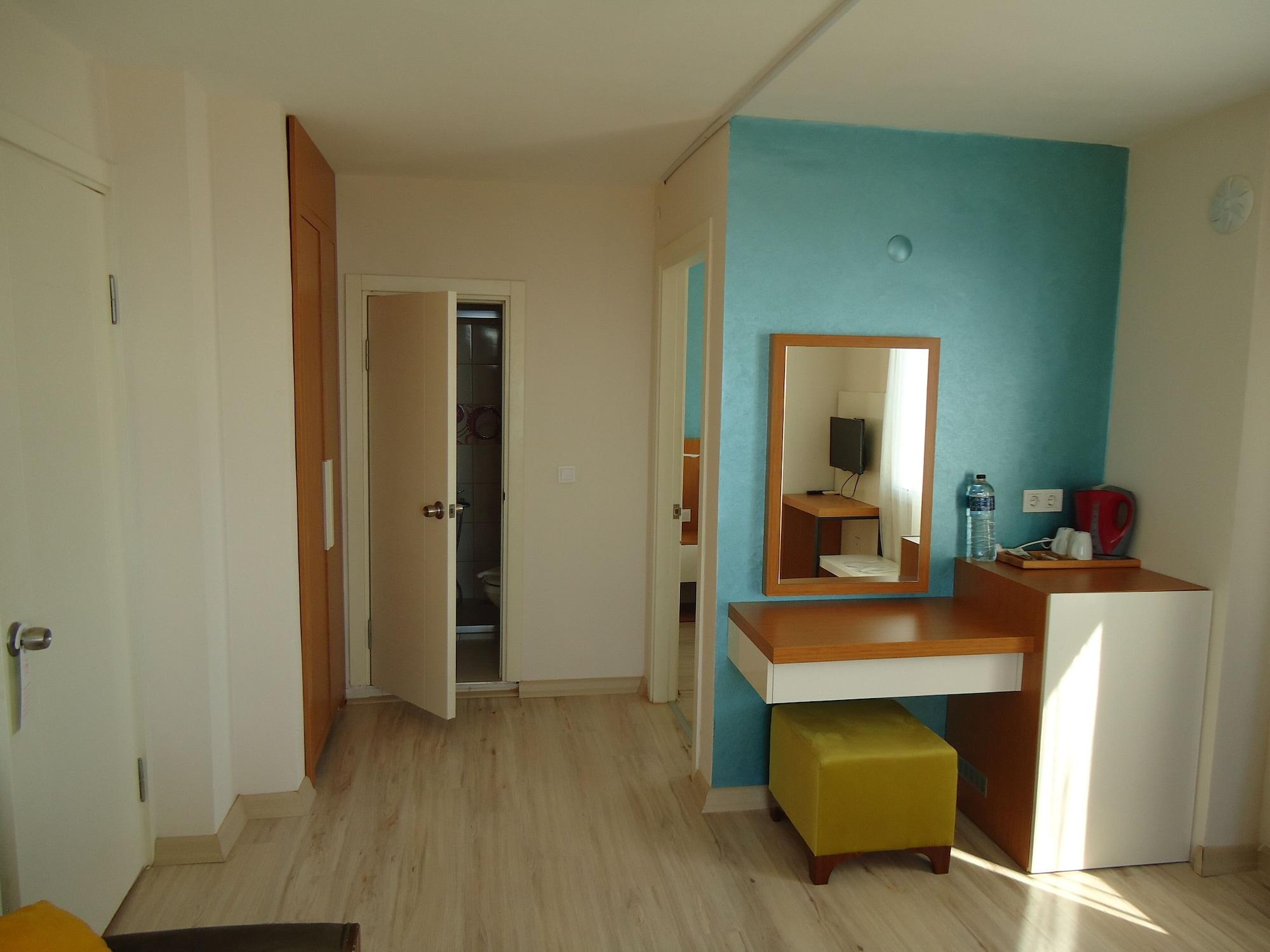 Baris Suite Hotel Kusadası Exterior foto