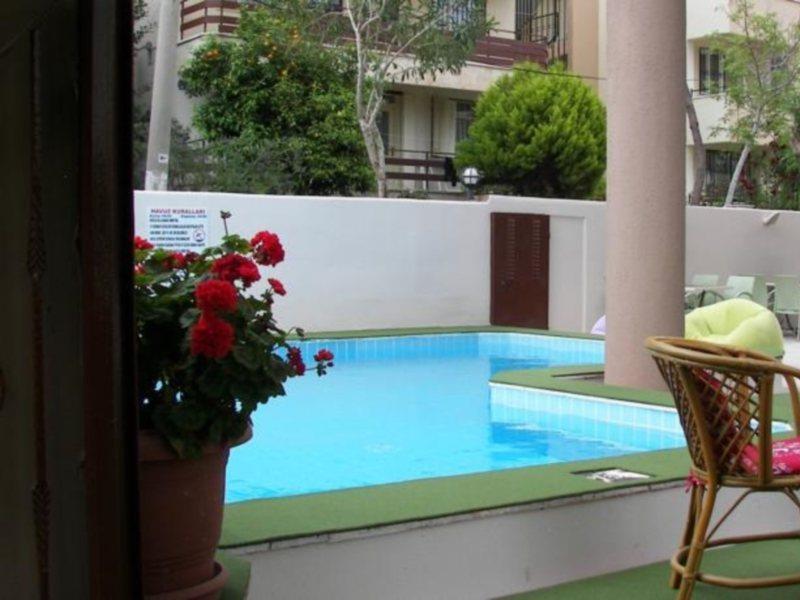 Baris Suite Hotel Kusadası Exterior foto