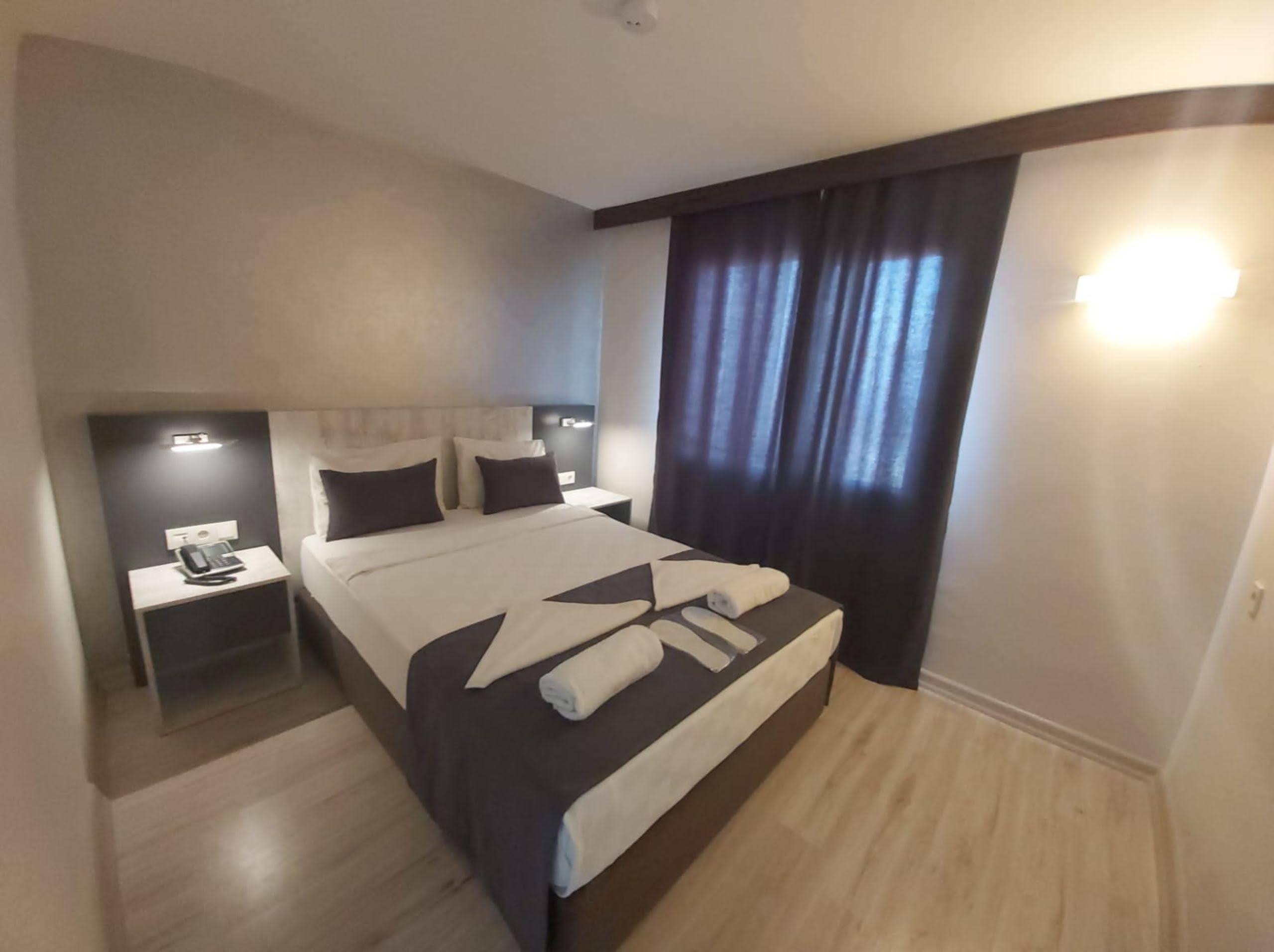 Baris Suite Hotel Kusadası Exterior foto